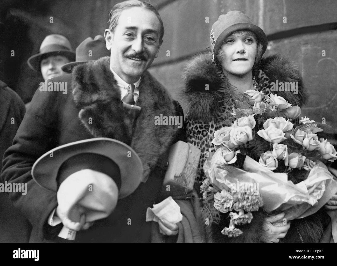 Adolphe Menjou und Catherine Carver Stockfoto