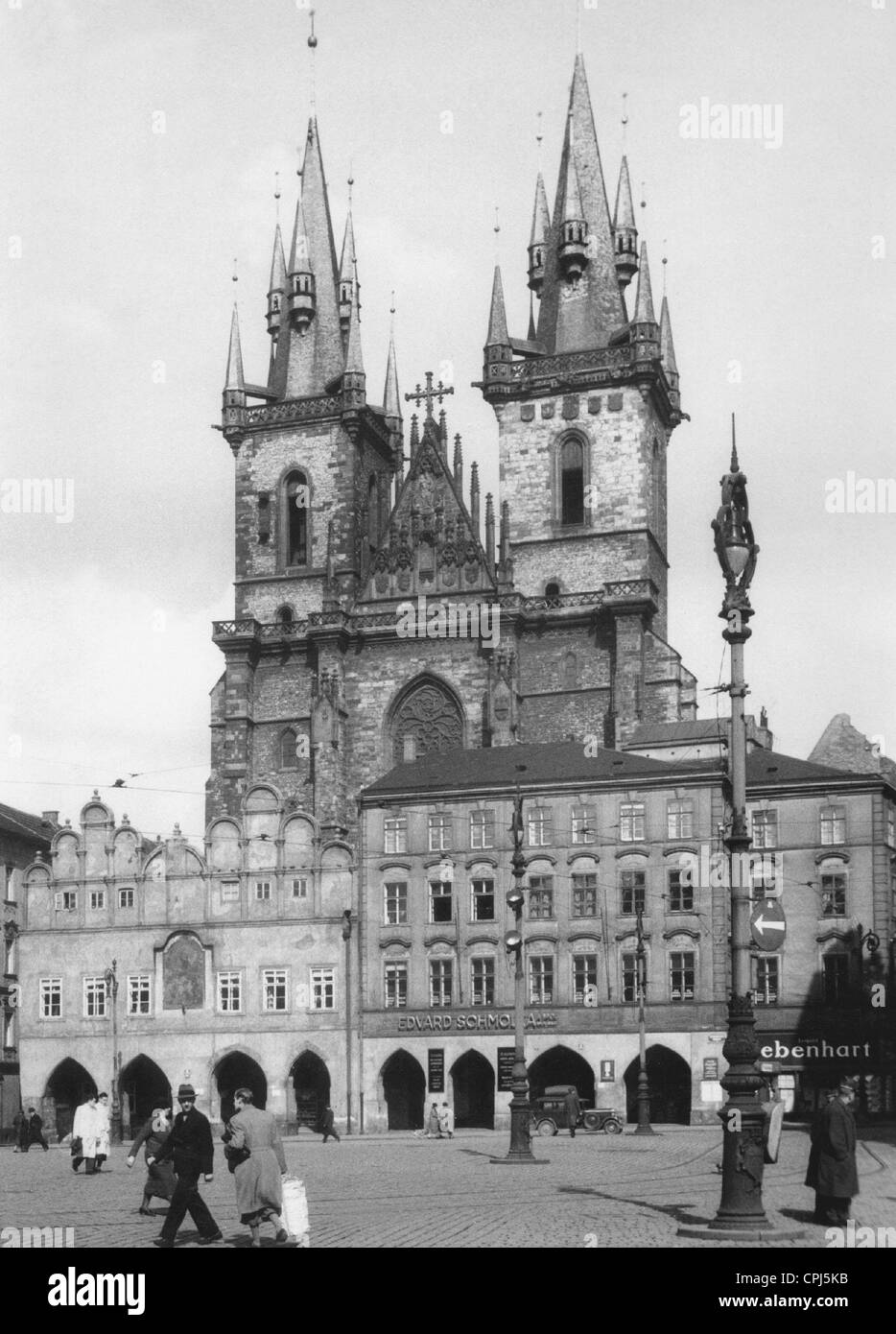 Die Teynkirche in Prag, 1936 Stockfoto