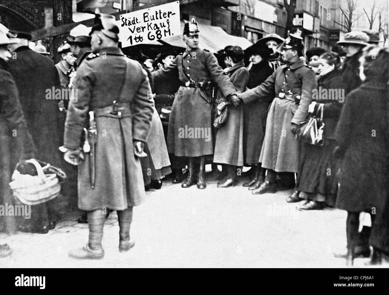 Kommunale Butter Verkauf während der Inflation in Deutschland, 1922 Stockfoto