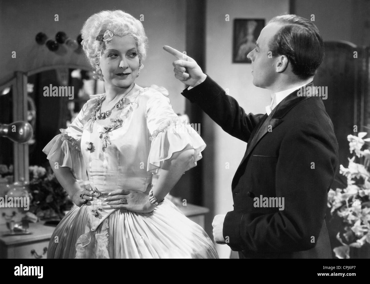 Hilde Hildebrand und Heinz Ruehman in 'Rohrleitung der Kurze", 1934 Stockfoto