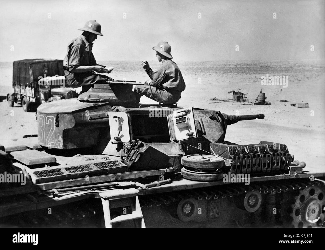 Panzer des deutschen Afrika Korps auf der Hut, 1941 Stockfoto