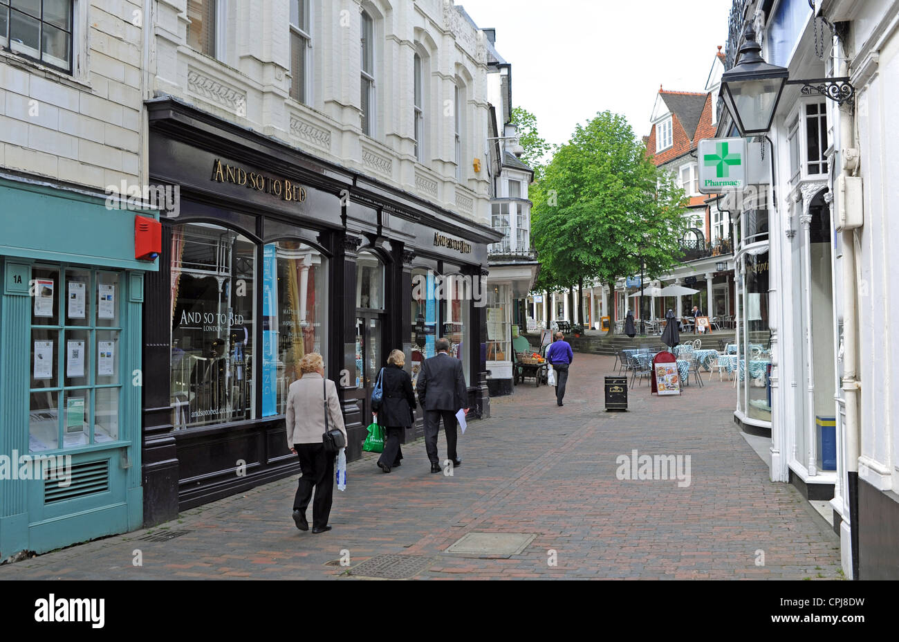 Das Pantiles Shopping Viertel von Royal Tunbridge Wells Kent UK Stockfoto