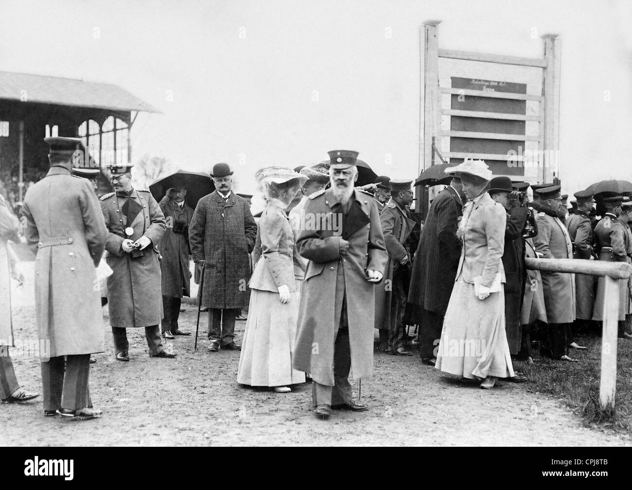 Prinz Alfonso und Prinzregent Luitpold von Bayern auf dem Weg in München-Daglfing, 1905 Stockfoto