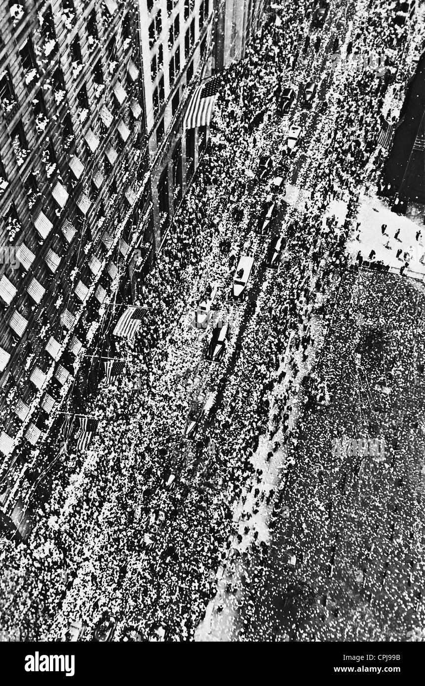 Ticker Tape Parade für Douglas Corrigan in New York, 1938 Stockfoto