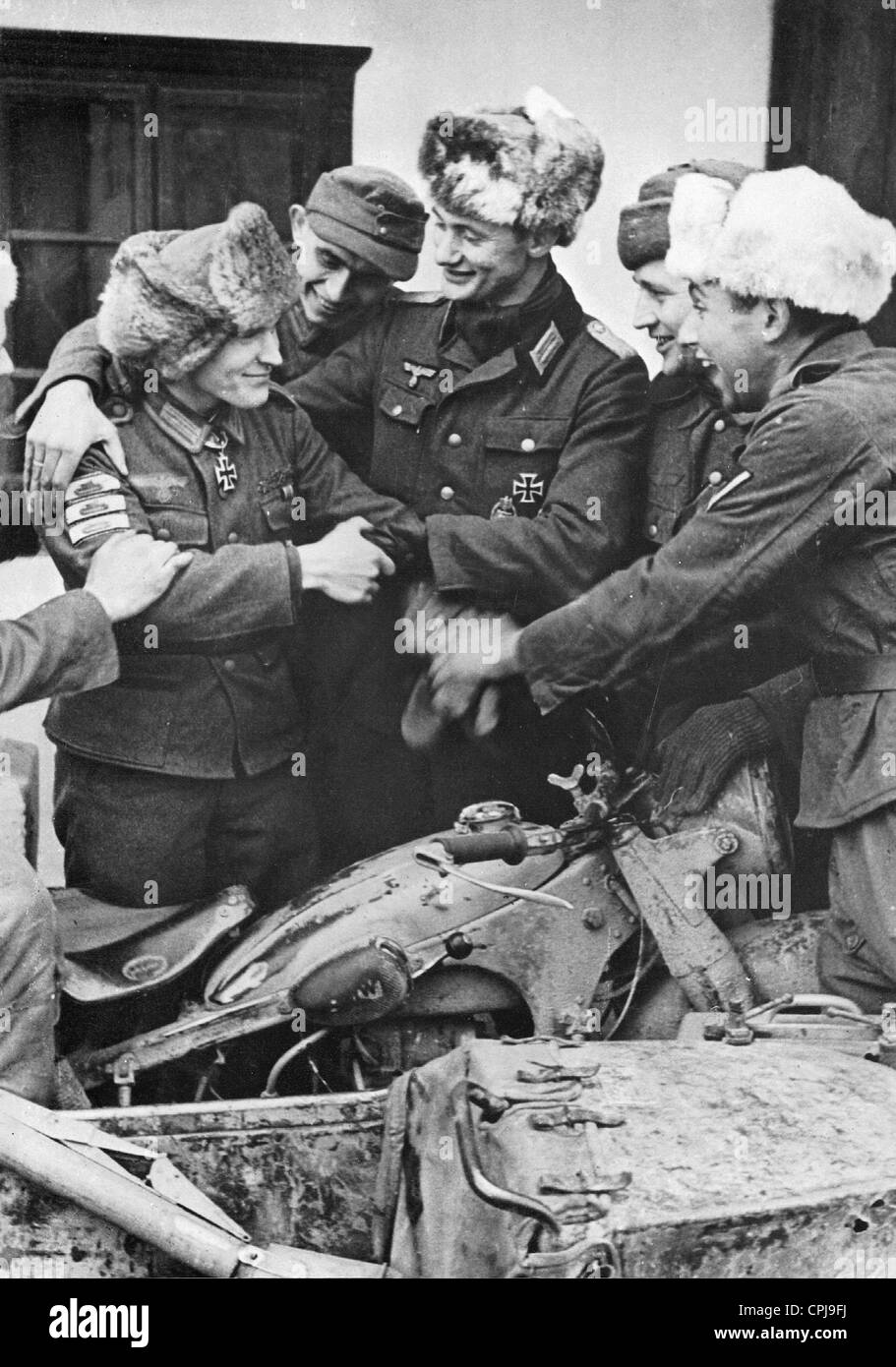 Deutsche Soldaten während des Kampfes in Schlesien, 1945 Stockfoto