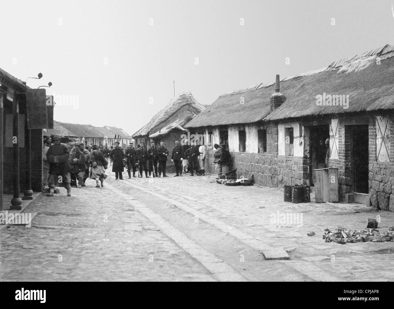 Deutsche Militärpatrouille in Qingdao, 1900 Stockfoto