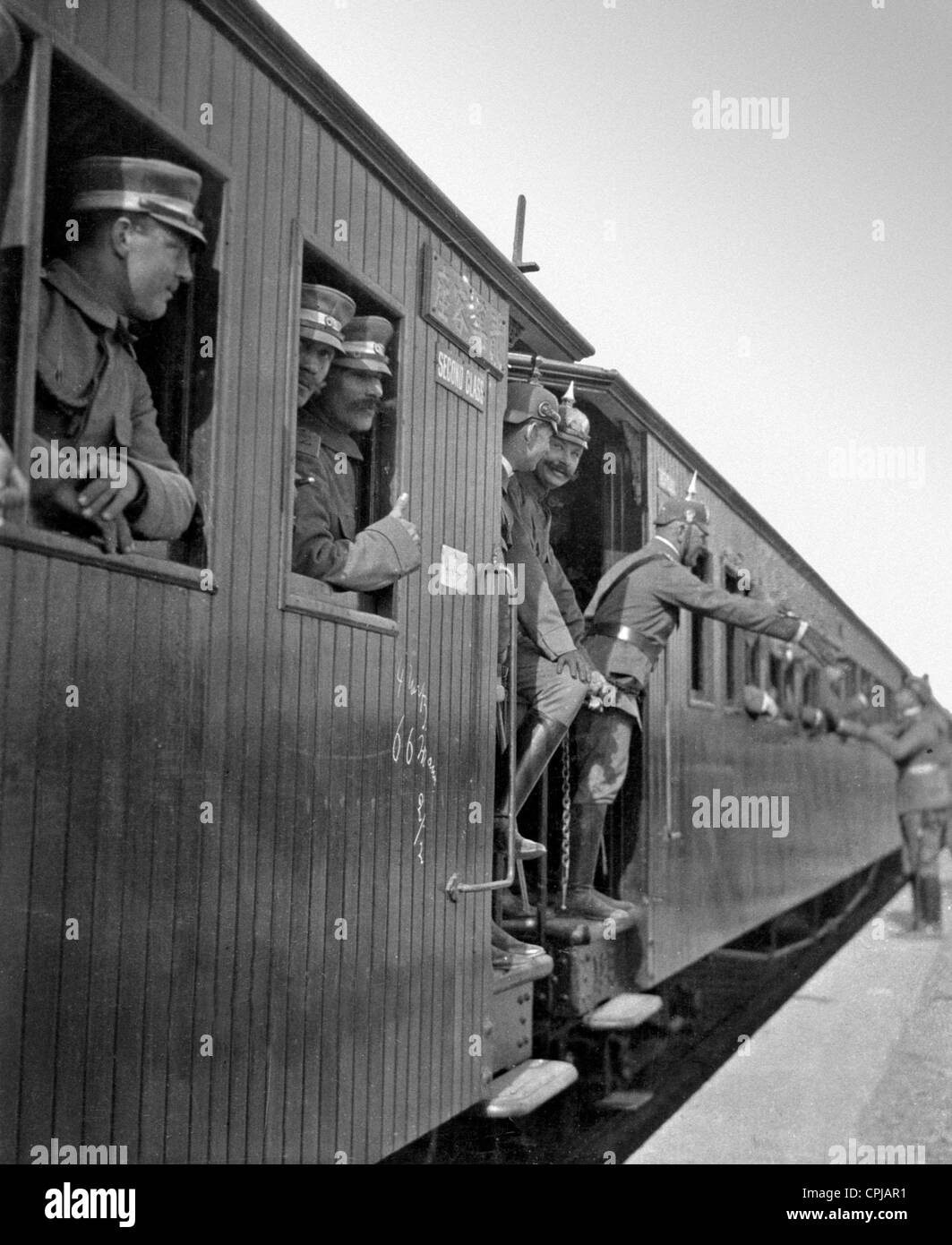 Deutsche Besatzungstruppen verlassen Tientsin, 1906 Stockfoto