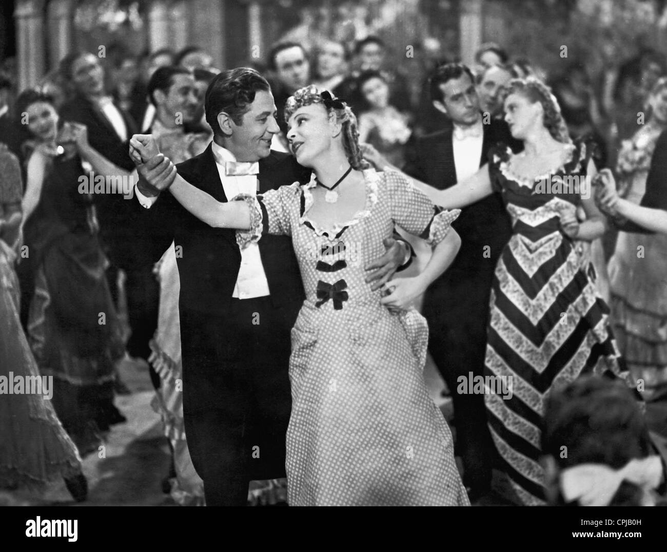 Paul Hoerbiger und Dora Komar in "Opernball", 1939 Stockfoto