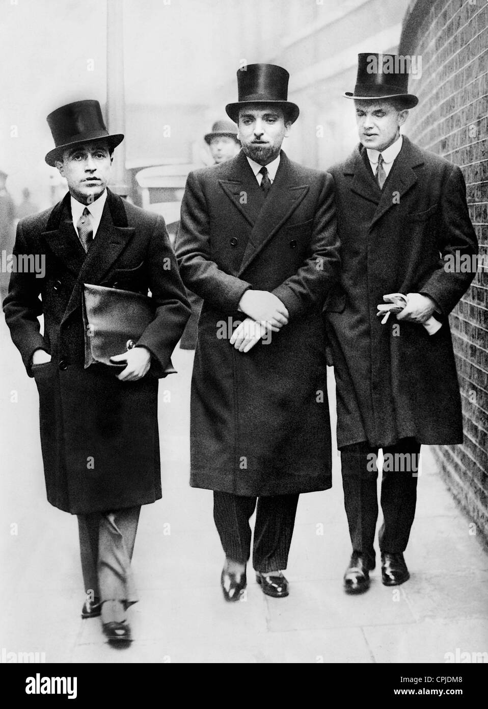 Dino Grandi vor Downing Street Nr. 10, 1930 Stockfoto