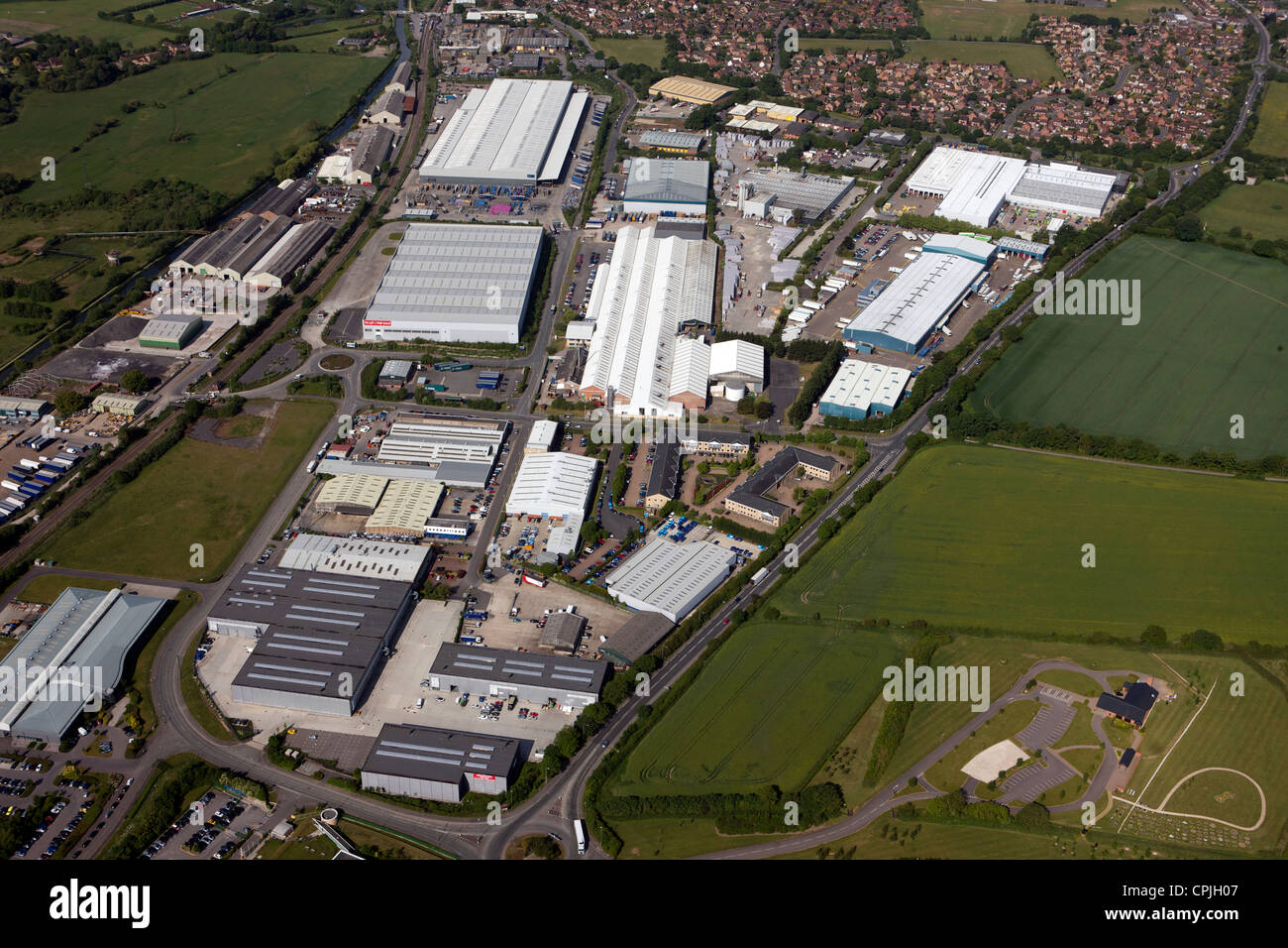 Luftaufnahme eines Gewerbegebiet in Thatcham, Berkshire, Großbritannien Stockfoto