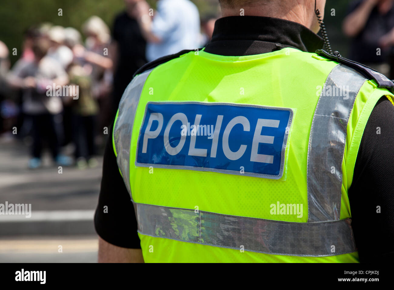 Polizei-co-Ordinating London 2012 Olympic Torch Relay durch Ludlow, Shropshire Stockfoto