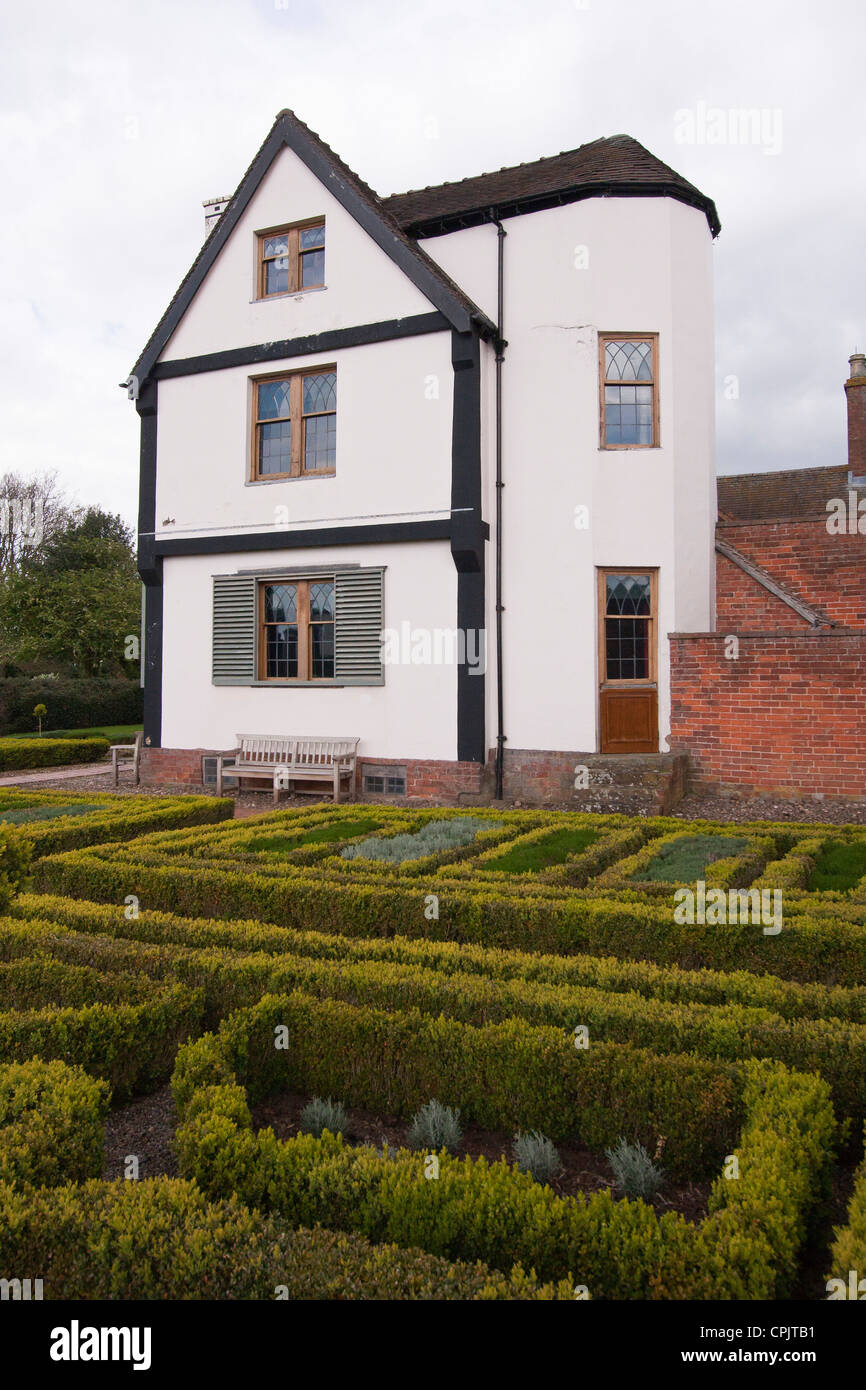 Eine Aufnahme im Boscobel House, Shropshire, wo König Charles II, eine Eiche zu entkommen, die Parlamentarier versteckt hat. Stockfoto