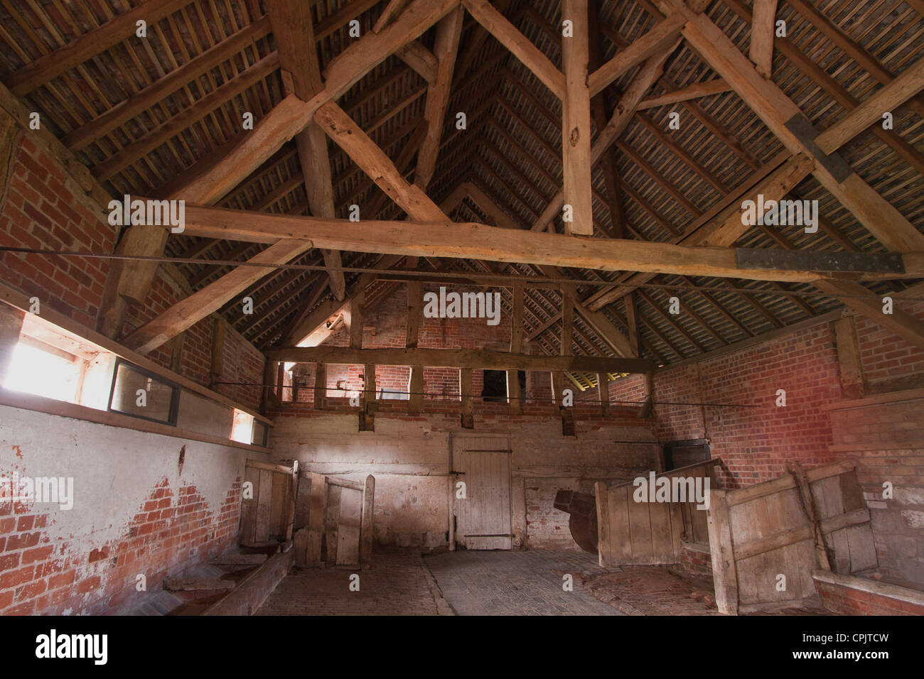 Eine Aufnahme im Boscobel House, Shropshire, wo König Charles II, eine Eiche zu entkommen, die Parlamentarier versteckt hat. Stockfoto