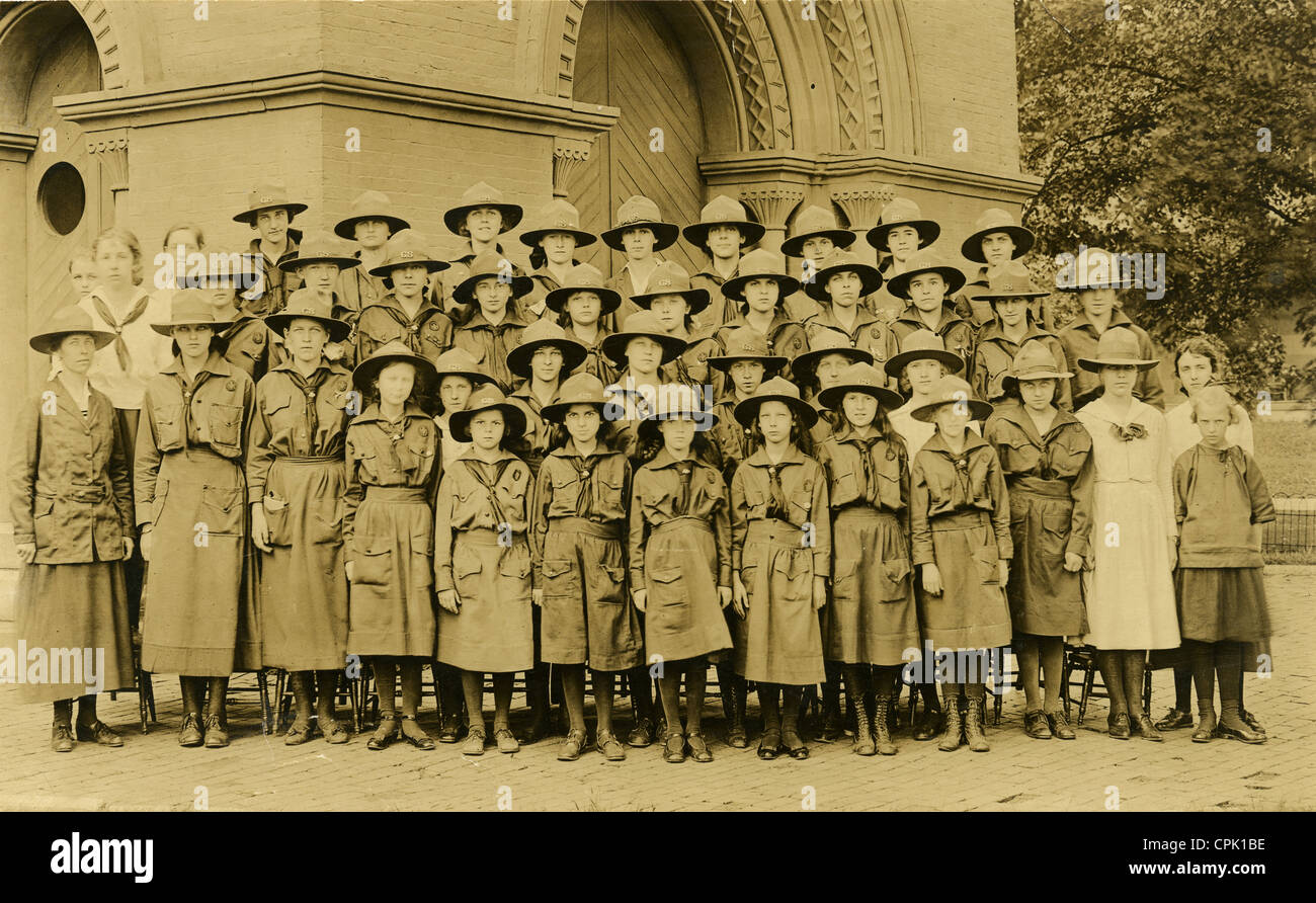 Ca. 1910er Jahre Gruppe Pfadfinderinnen Foto, Cape Cod, Massachusetts, USA. Stockfoto