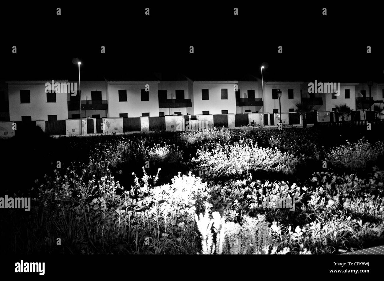 Leere Vorort in der Nähe von Sevilla aufgrund der spekulativen Immobilienblase in Spanien Tauchen Stockfoto