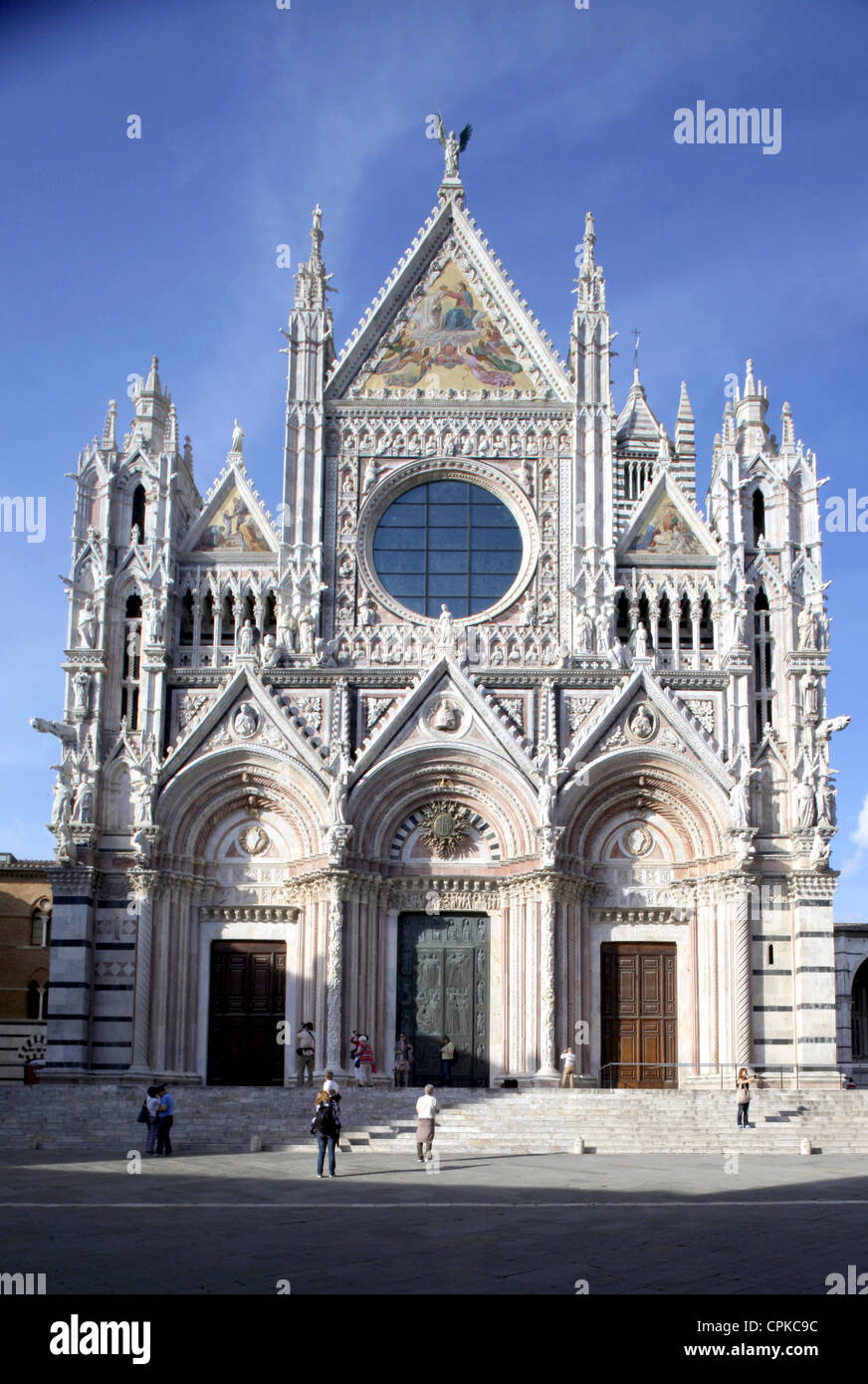 DIE Kathedrale von SIENA MAIN Fassade SIENA Toskana Italien 10. Mai 2012 Stockfoto