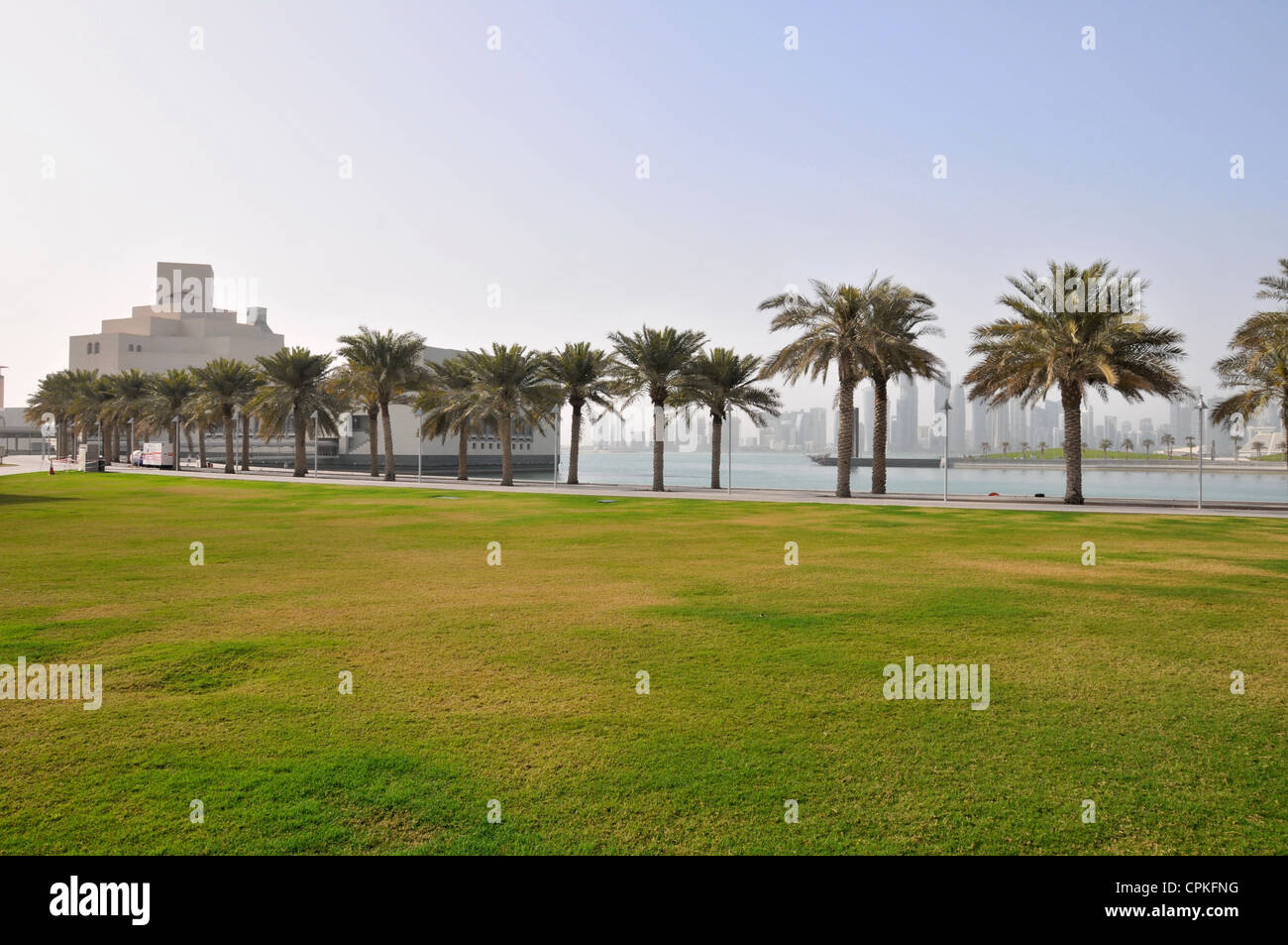 Das Museum der islamischen Kunst (MIA), entworfen vom Architekten I.M.Pei in Doha, Katar, mit einer der besten Sammlungen der Welt Stockfoto
