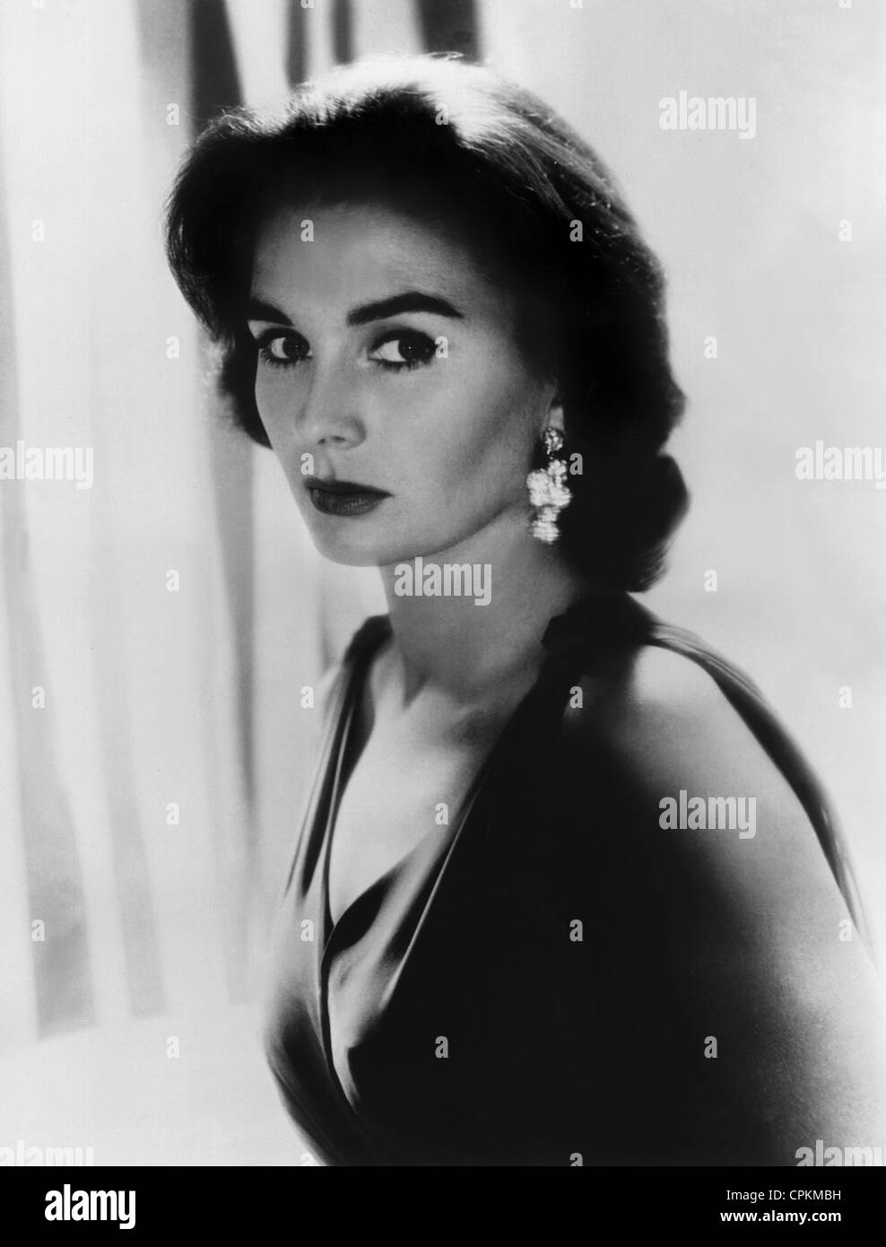 Eine schwarz / weiss Portrait der Filmstar Jean Simmons in Los Angeles im Jahr 1949 abgebildet. Sie lächelt in die Kamera. Stockfoto