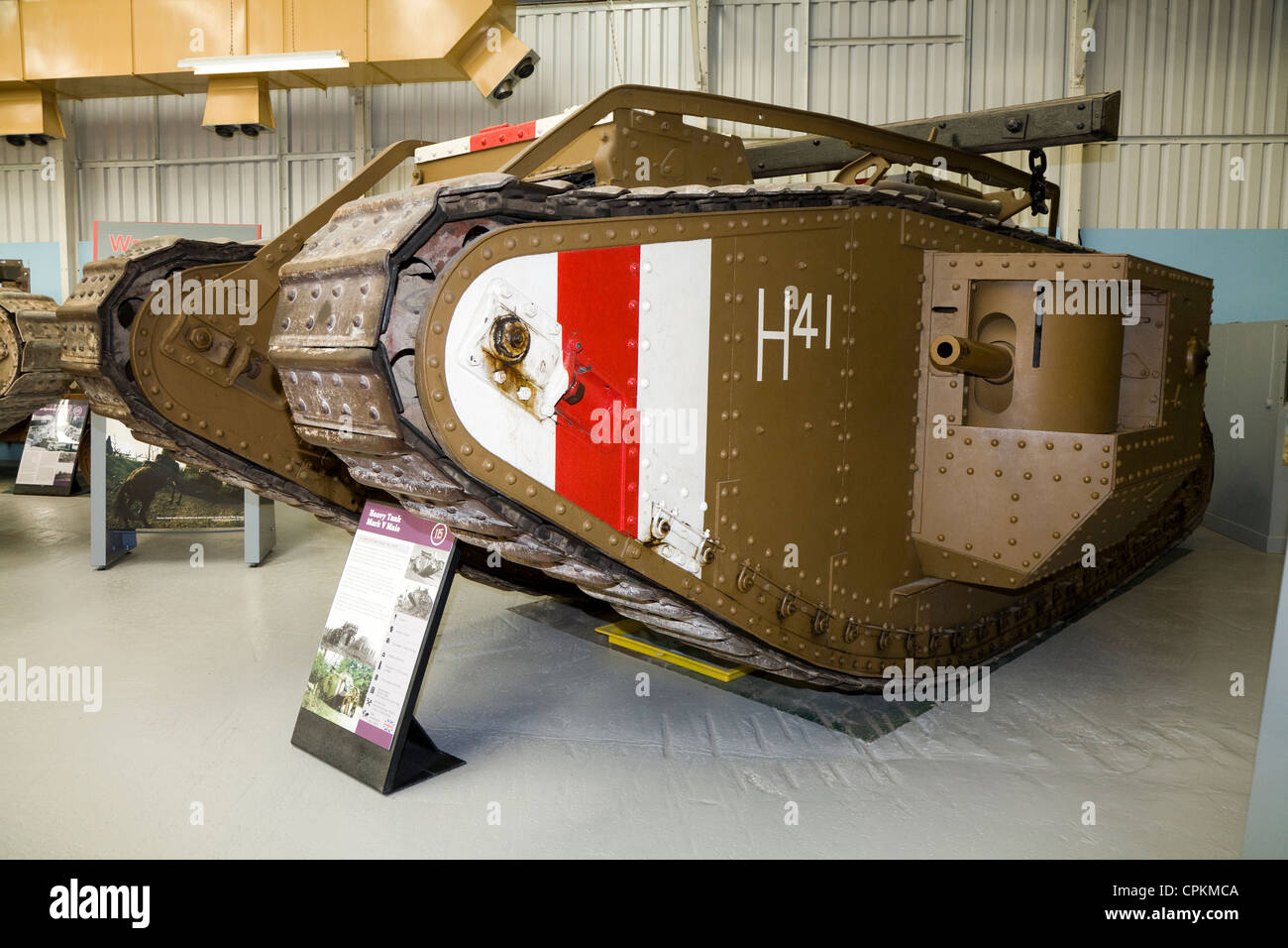 Ersten Weltkrieg schwere Panzer, Mark V / MK 5 männlich, auf dem Display / displayed in The Tank Museum in Bovington, Dorset UK. Stockfoto