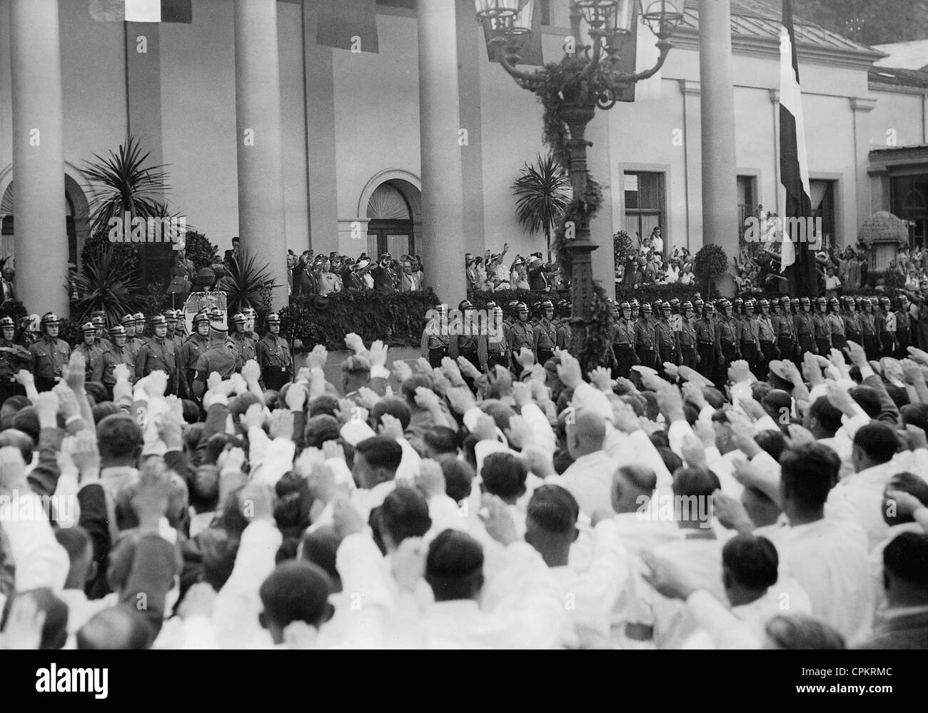 Nationalsozialistischen Kraftfahrkorps [NSKK] vor dem Kurhaus in Baden-Baden, 1934 [Kurort und Konferenz-Komplex] Stockfoto