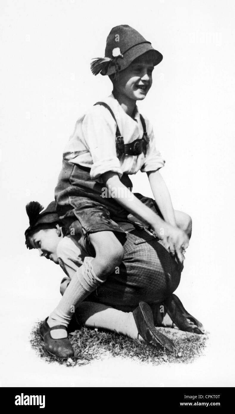 Zwei jungen Schuhplattler, 1933 Stockfoto