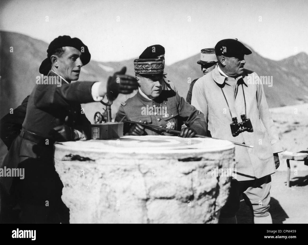 General Maurice Gamelin an einem Manöver der französischen Truppen, 1938 Stockfoto