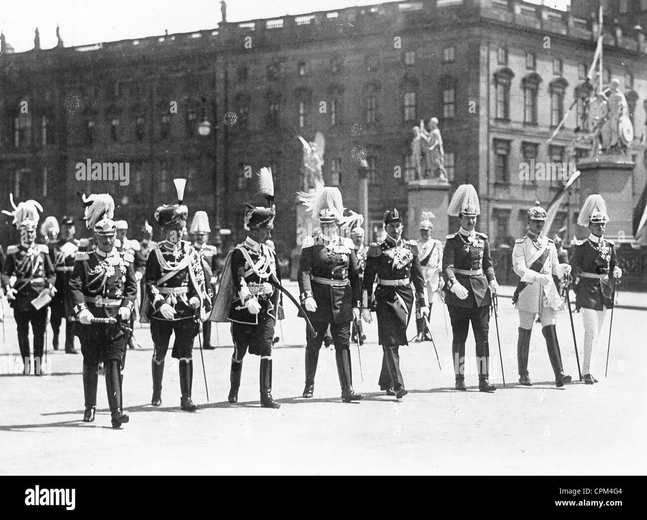 Kaiser Wilhelm II. auf dem Weg zum Lesen der Proklamation, 1913 Stockfoto