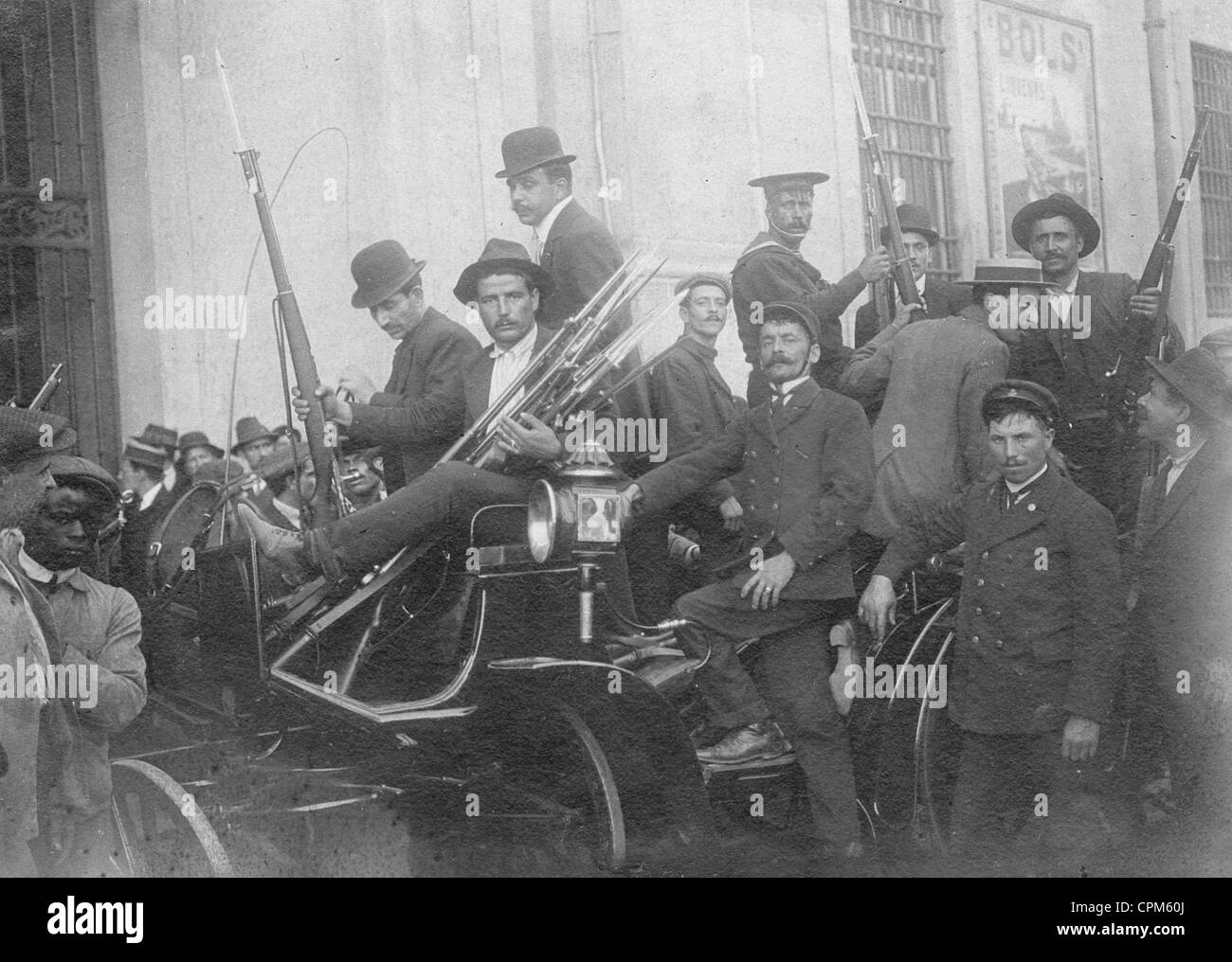 Bewaffneten Bürgern während der Revolution in Lissabon, 1910 Stockfoto