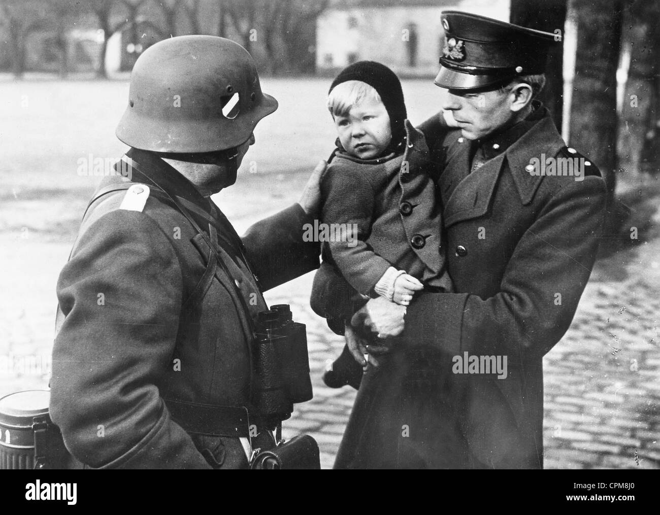 Deutsche und dänische Offiziere, 1940 Stockfoto