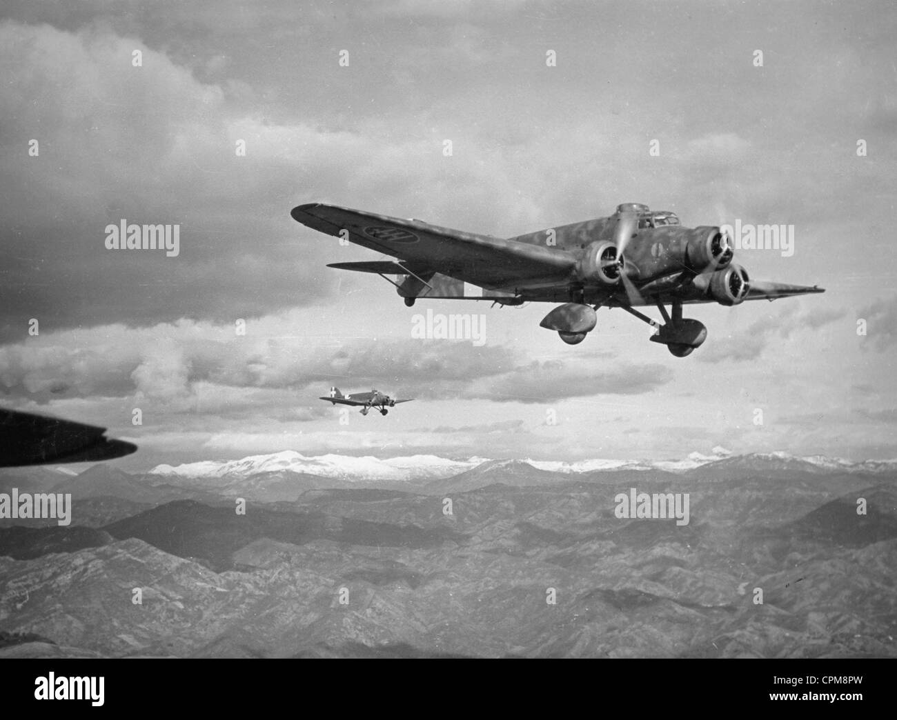 Italienische Bomber in Aktion gegen Griechenland 1941 Stockfoto