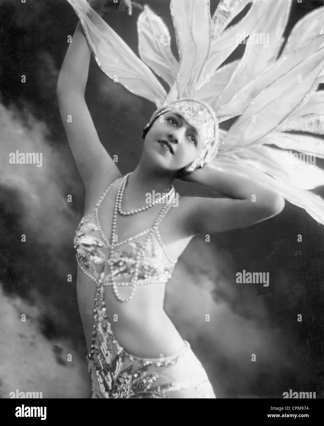 Marielle Kahna, Revue-Tänzerin, 1927 Stockfoto