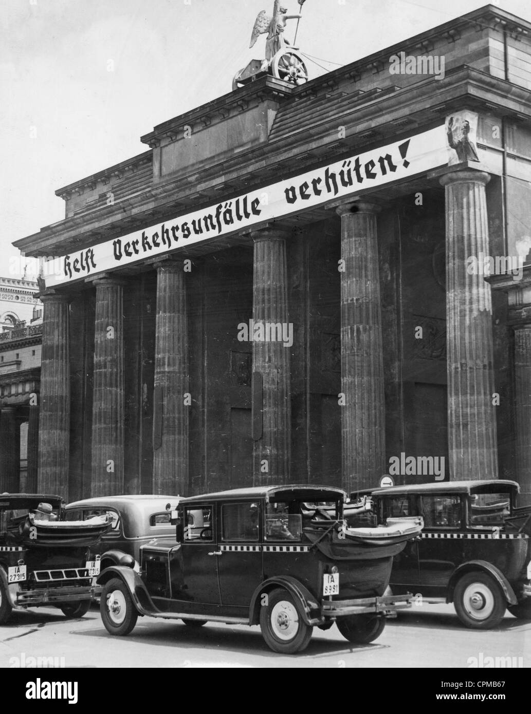 Banner für das vorsichtige fahren in Berlin, 1938 Stockfoto