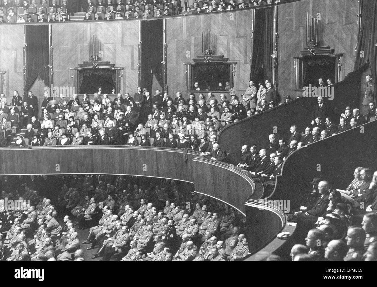 Publikum während der Reichstagssitzung am 21. kann 1935 Stockfoto