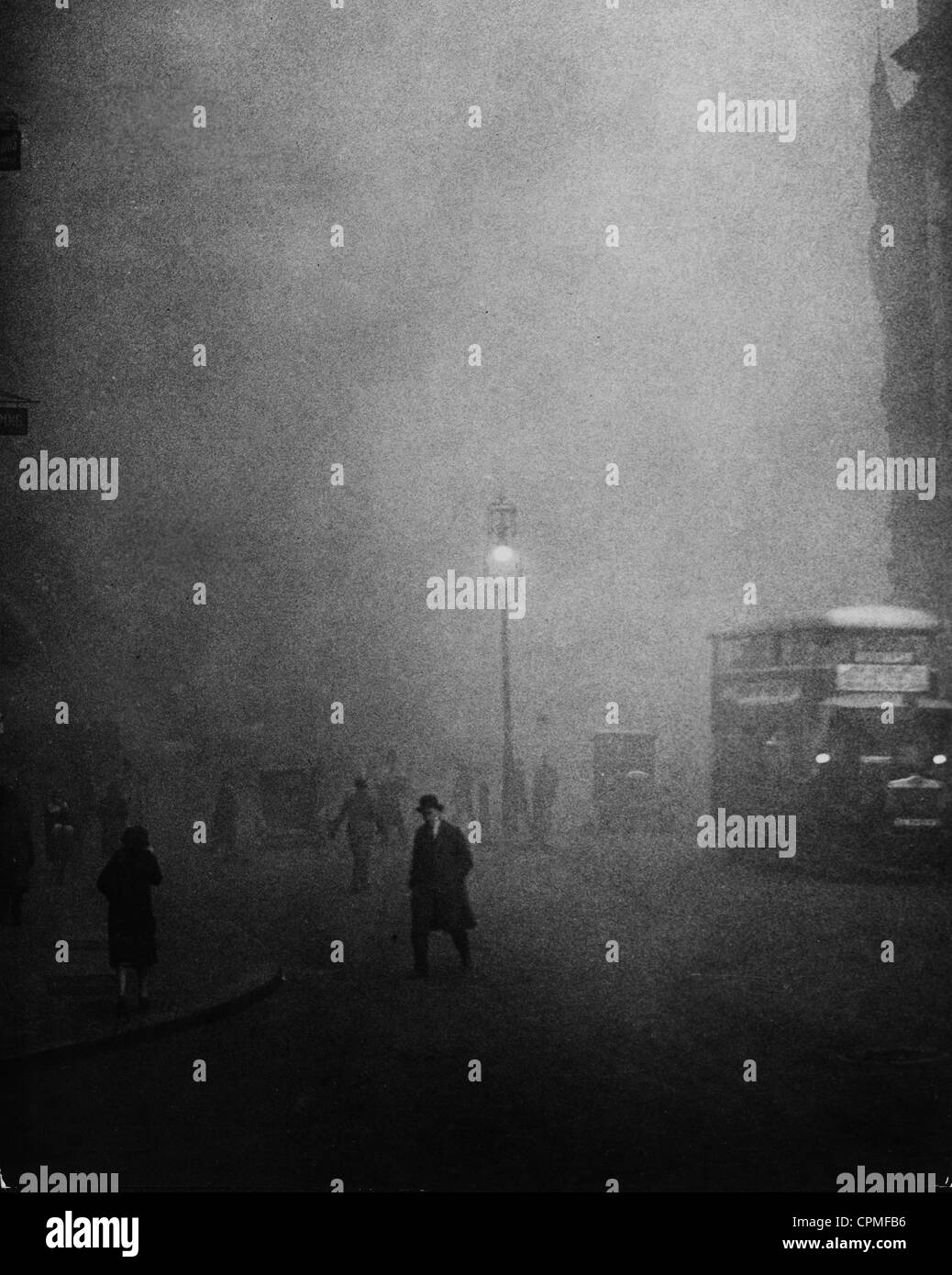 London im Nebel, 1930 Stockfoto