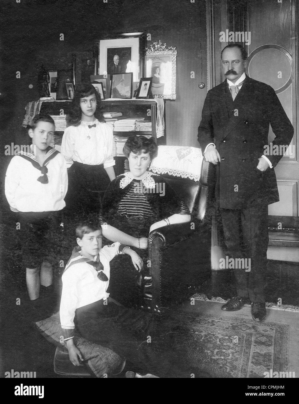 Hilmar Freiherr von Dem Bussche-Haddenhausen mit seiner Familie, 1912 Stockfoto