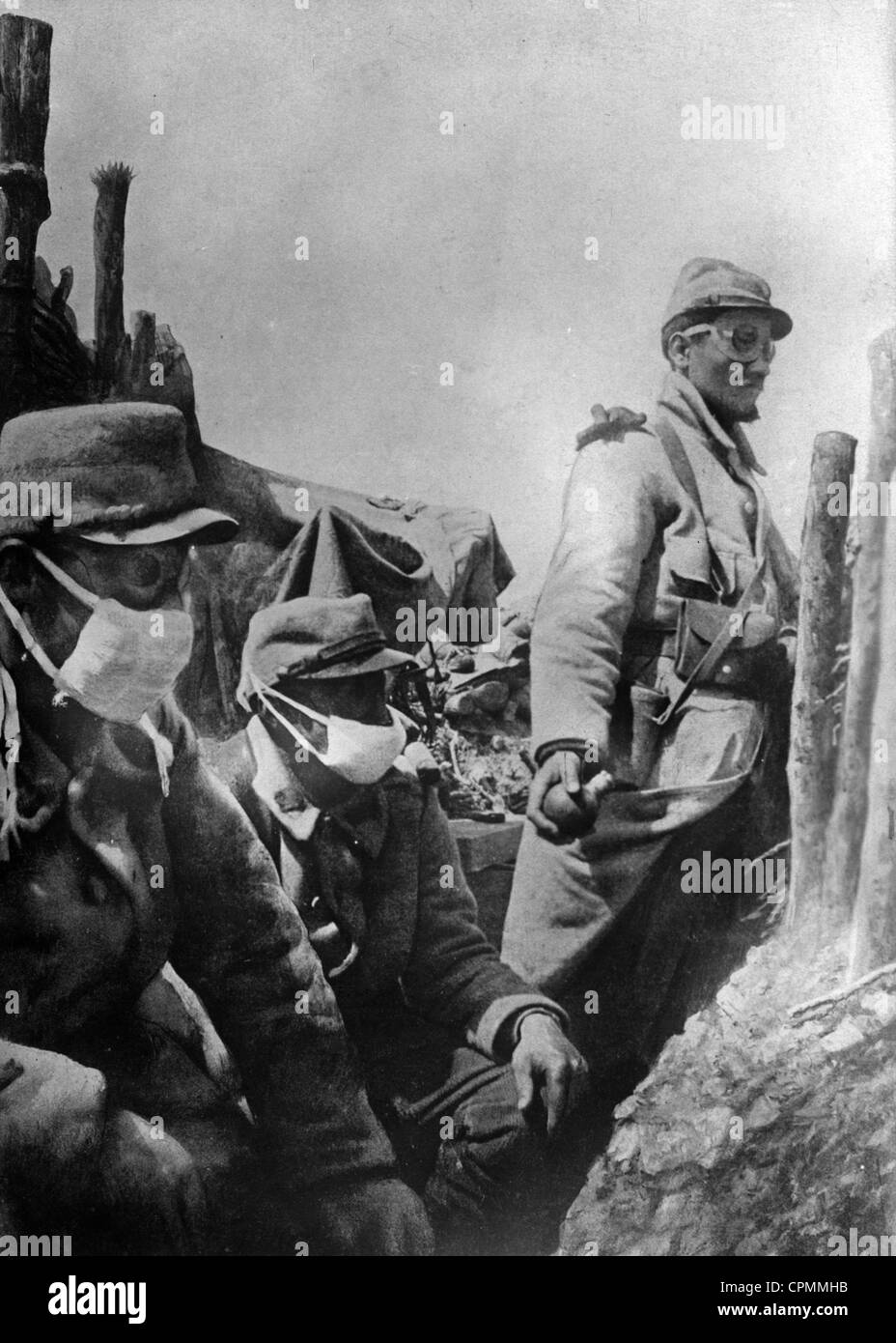 Französische Soldaten mit Gasschutz, 1915 Stockfoto