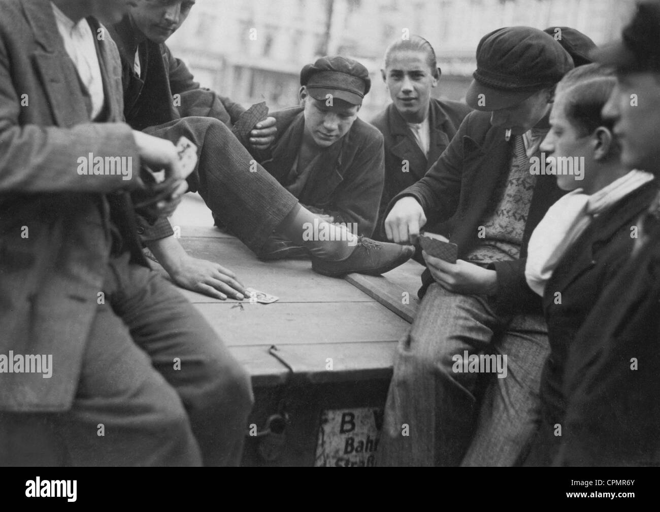 Arbeitslose Jugendliche in Berlin während der großen Depression Stockfoto