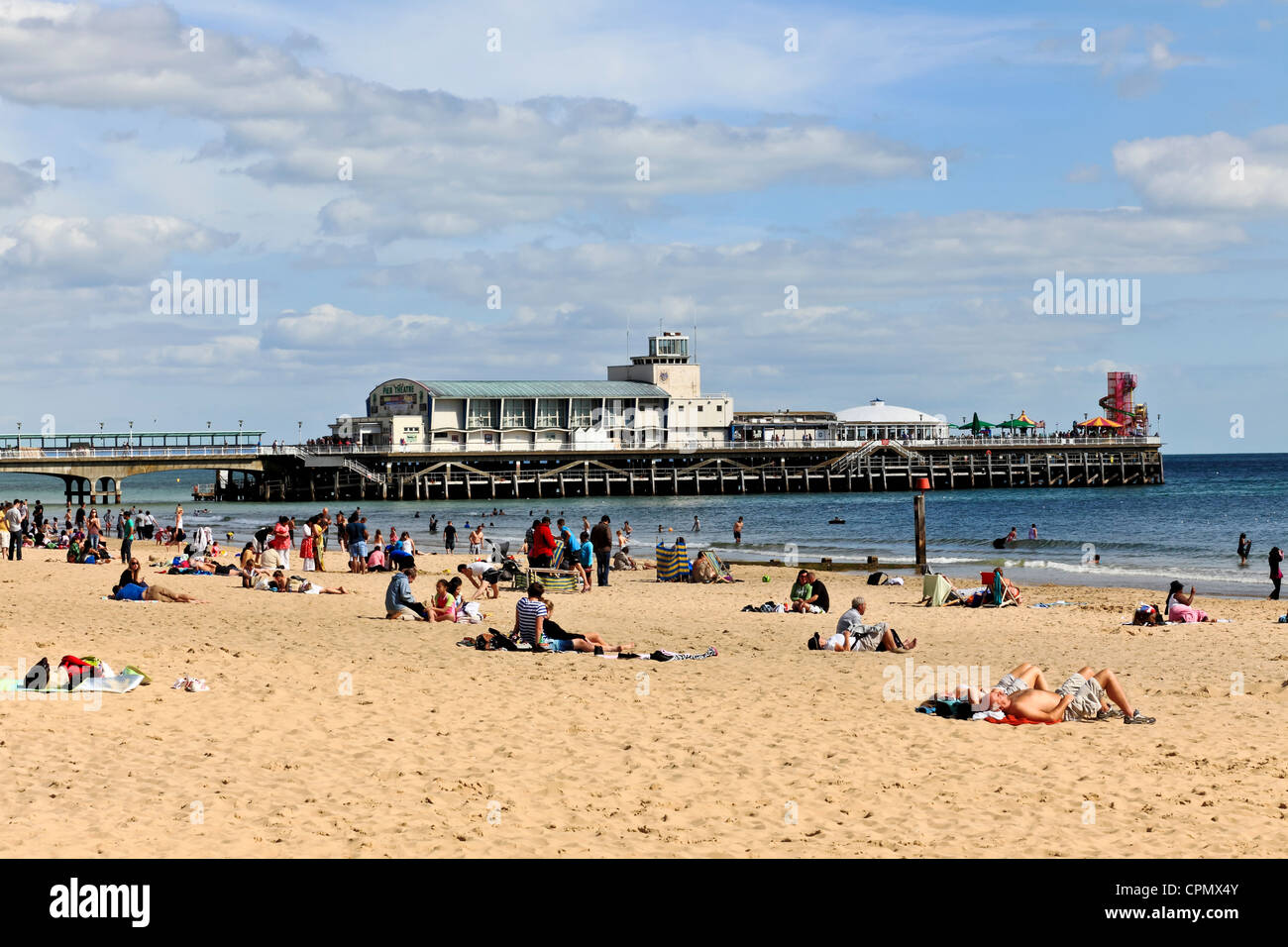 3960. Strand & Pier, Bournemouth, Dorset, Großbritannien Stockfoto