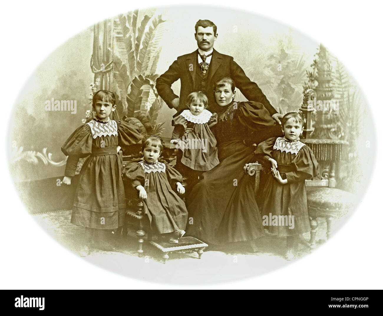 Personen, Familie, Eltern mit vier Kindern, Deutschland, um 1887, Zusatzrechte-Clearences-nicht vorhanden Stockfoto