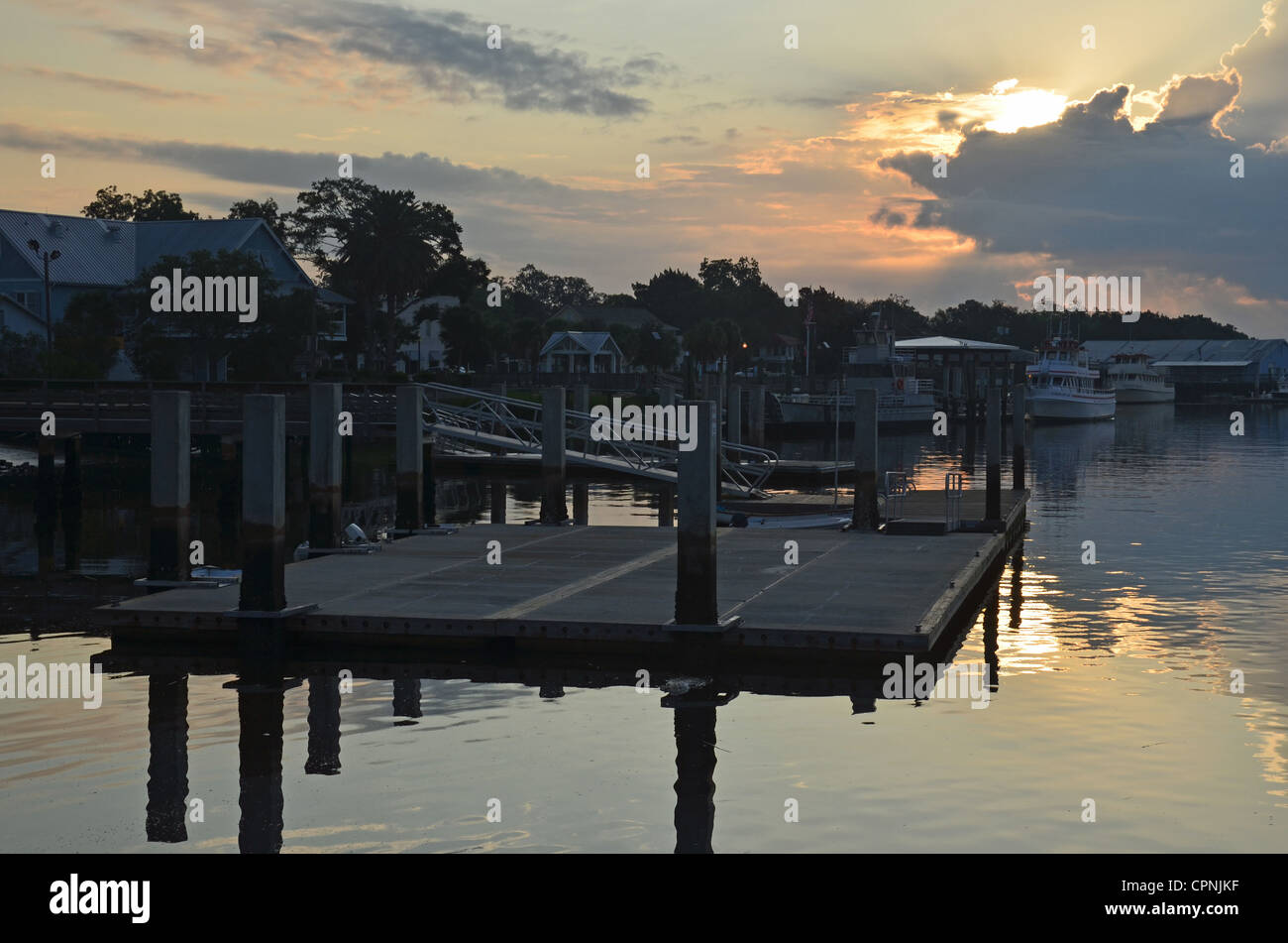Sonnenaufgang an der Küste von Saint Marys, Georgien Stockfoto