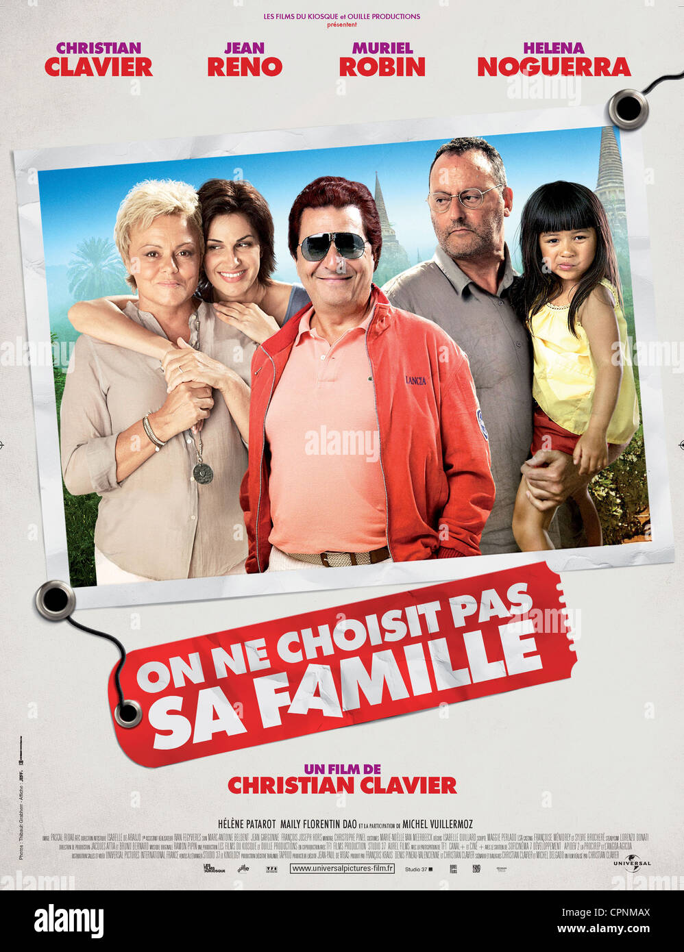 On ne choisit pas sa famille Jahr : 2011 Frankreich Regie : Christian Clavier Muriel Robin, Helena Noguerra, Christian Clavier, Jean Reno, Maily Florentin Dao Französisches Plakat Stockfoto