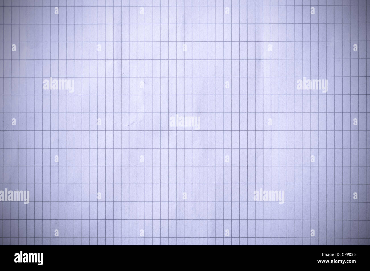 Detail der blau getönten faltig Papierbogen mit vertikalen rechteckigen Muster, bandtypischen horizontalen Schuss Stockfoto