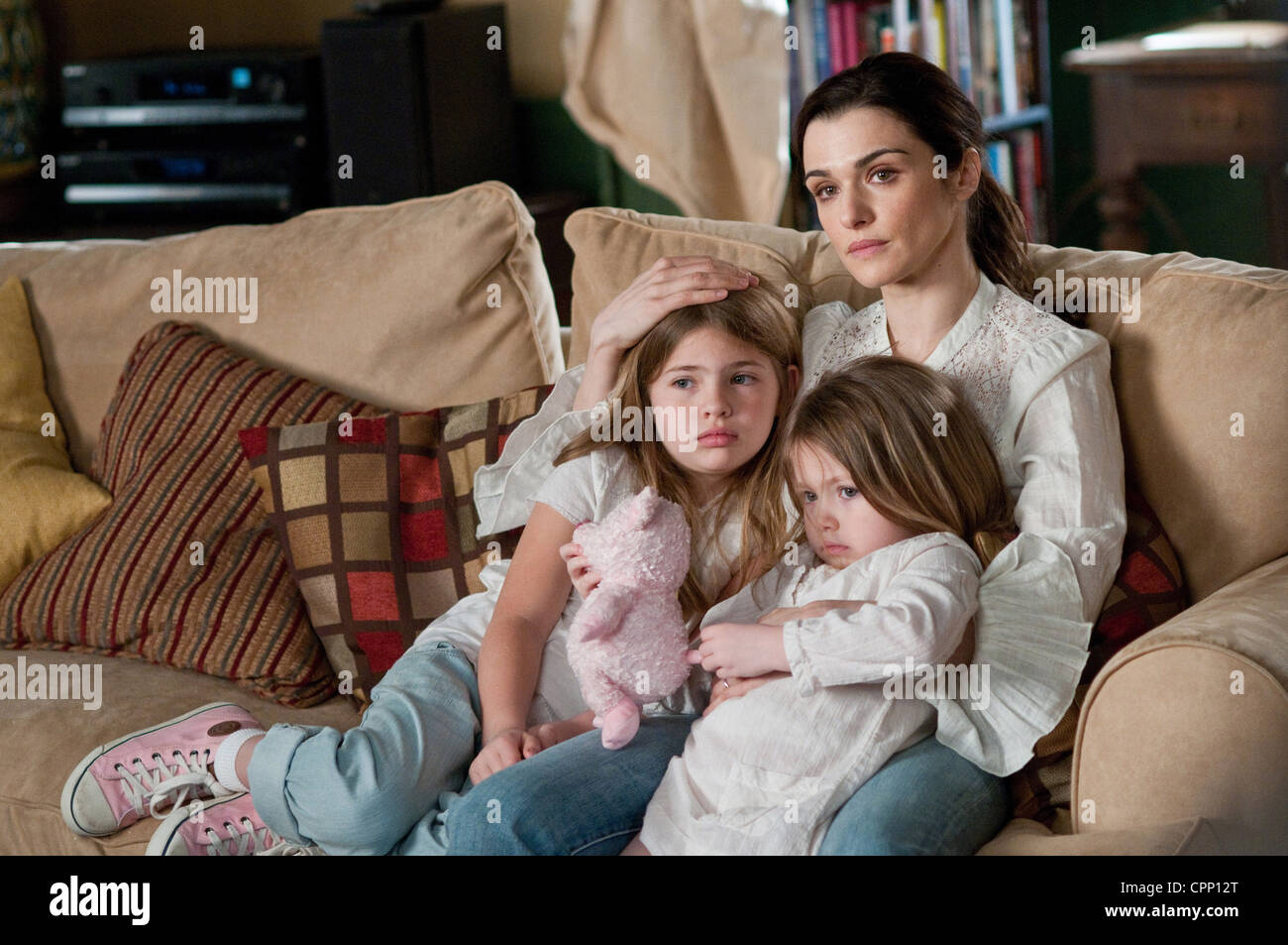 Dream House Jahr : 2011 USA Regie : Jim Sheridan Rachel G. Fox, Rachel Weisz, Claire Geare Stockfoto