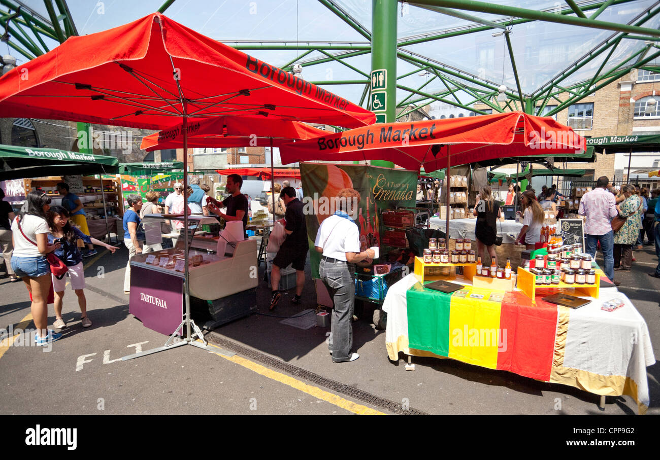 Stall bei Borough Market, London, England, UK Stockfoto