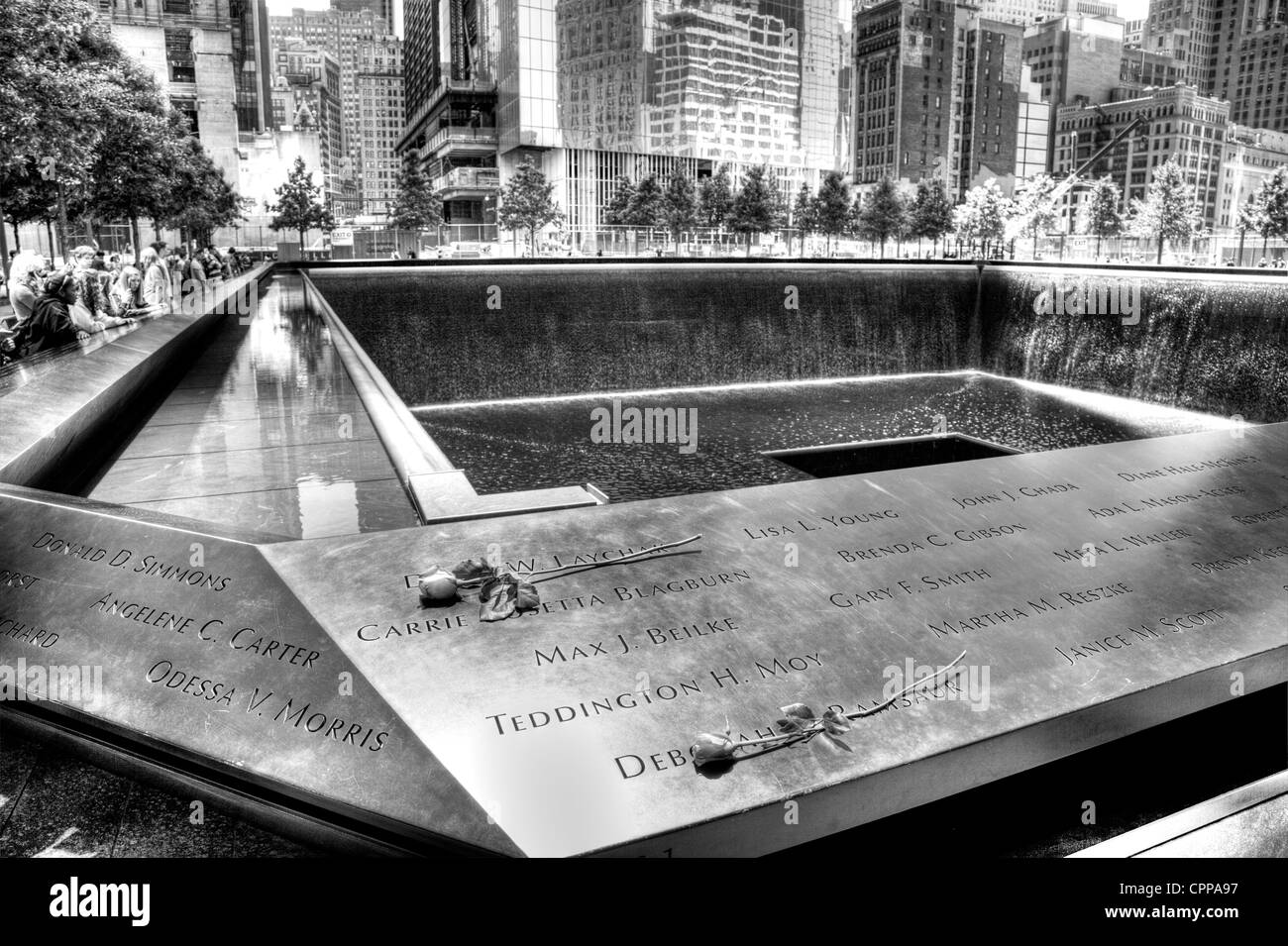 9/11 Memorial am Ground Zero, Wasserfälle mit Namen Rand um die starb eingeschrieben, New York Manhattan, Ground Zero New York, Denkmal 9/11, 9/11 Stockfoto