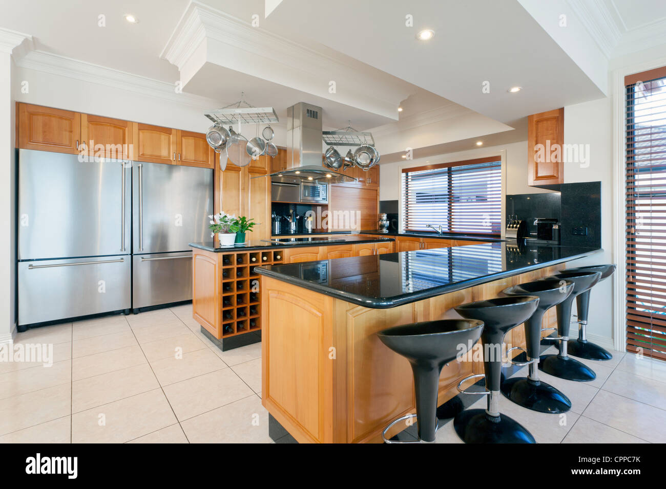 Stilvolle Küche in luxuriösen Haus Stockfoto