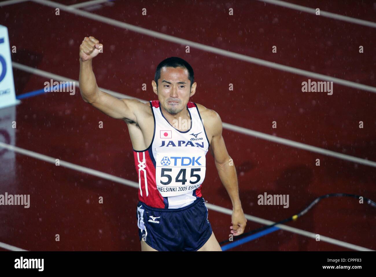 Dai Tamesue (JPN), 9. August 2005 - Leichtathletik-Foto - Datei: Dai Tamesue von Japan feiert seinen dritten Platz bei der 10. IAAF World Championships Men's 400 m Hürden-Finale im Olympiastadion Helsinki, Helsinki, Finnland. (Foto von Jun Tsukida/AFLO SPORT) Stockfoto