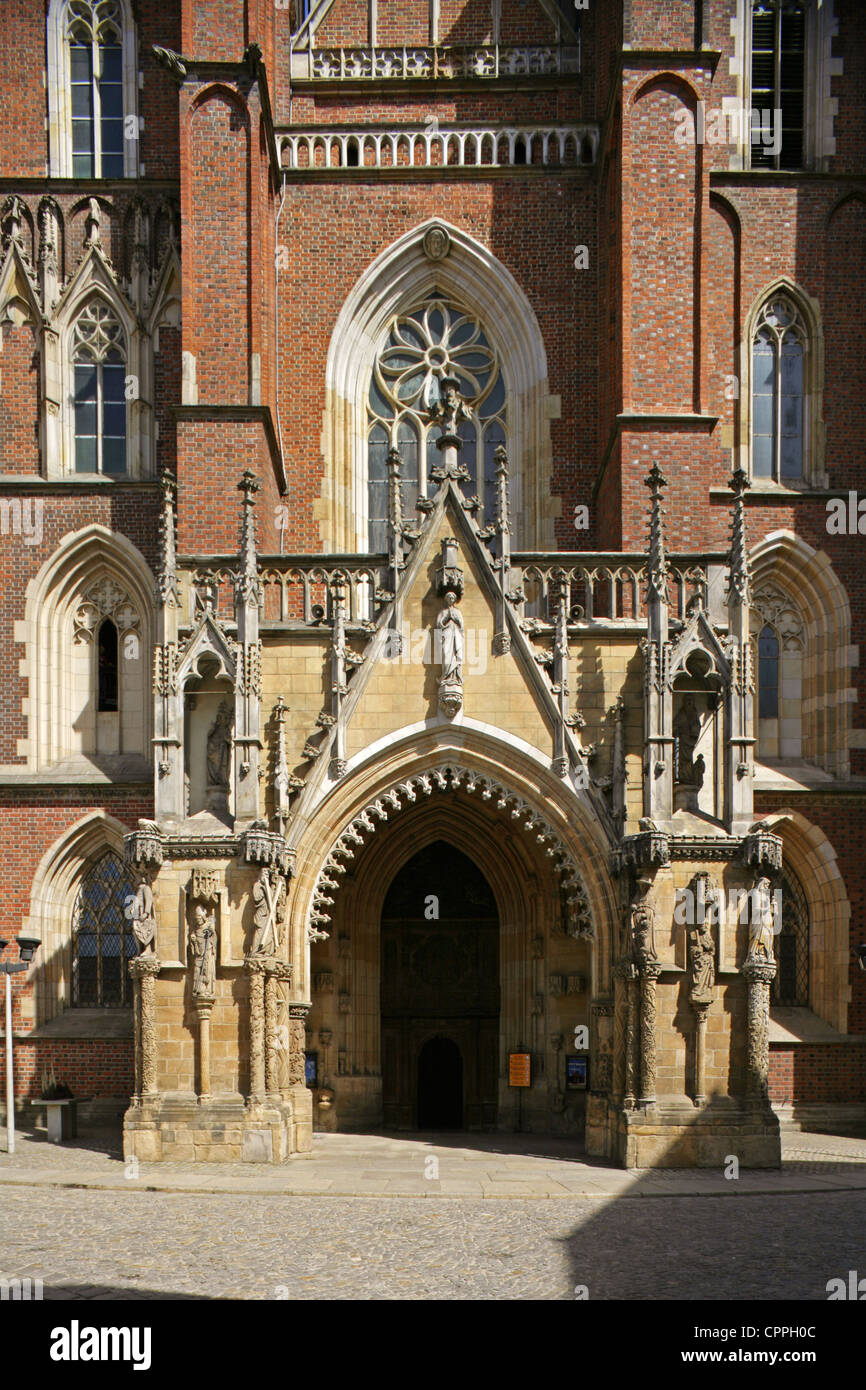Haupteingang zum Cathedral of St. John, Wroclaw (Breslau), Polen. Stockfoto