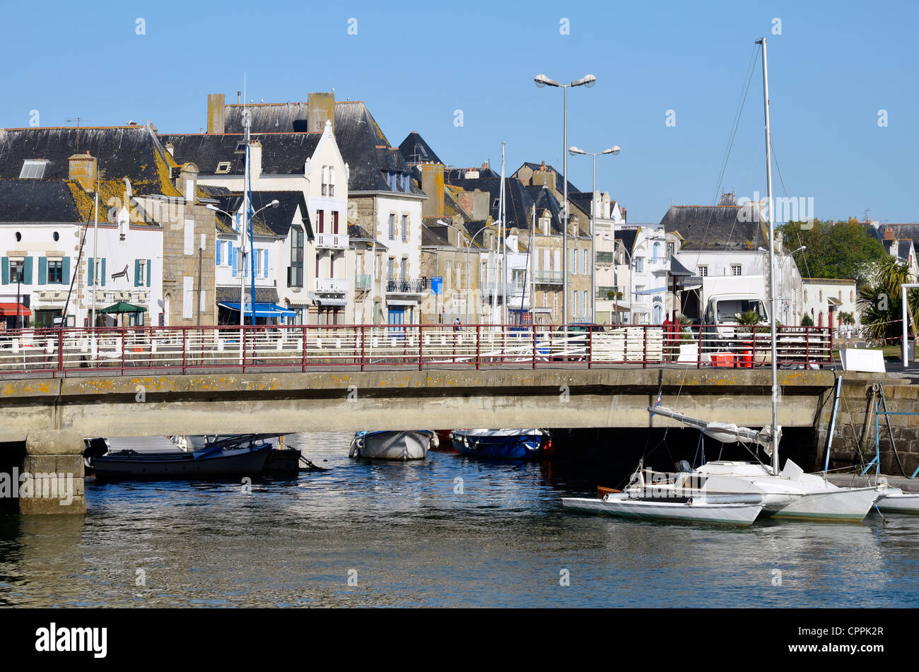 Stadt und Hafen von Le Croisic in der Region Pays De La Loire in Westfrankreich Stockfoto