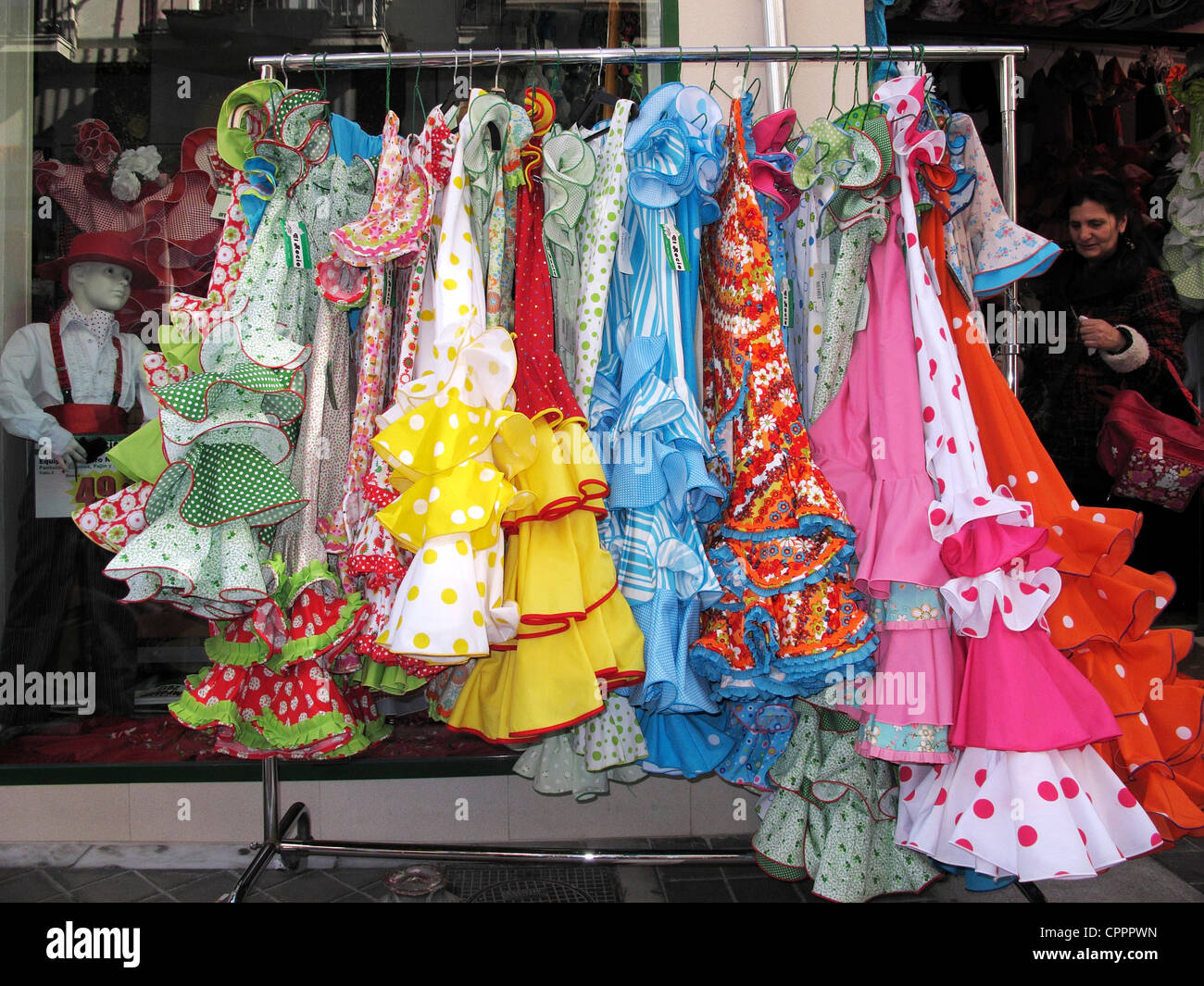 Spanien Andalusien Granada Flamenco-Kleid zum Verkauf Stockfoto